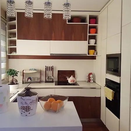 Xhuliano Apartman *